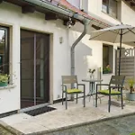 Apartment To Hus *