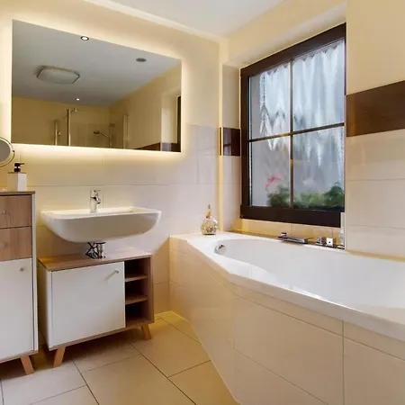 To Hus Apartamento Putbus