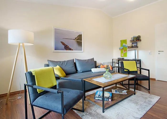 To Hus Apartment Putbus